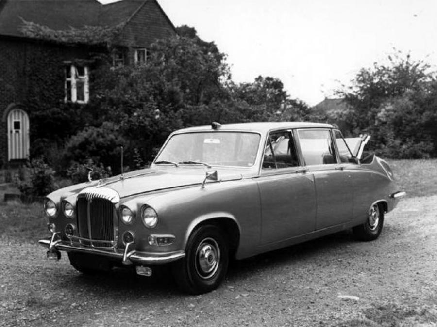  Daimler DS420 Landaulette Mk II 1973 года  (фото 5 из 6)